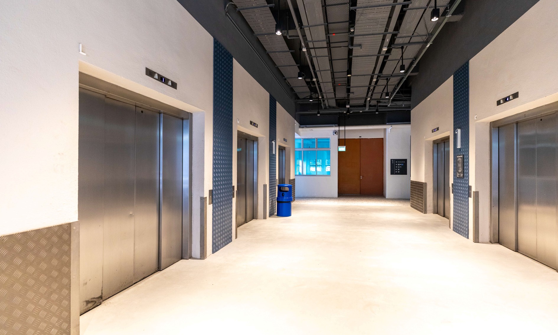 28-Ayer-Rajah-building-lift-5