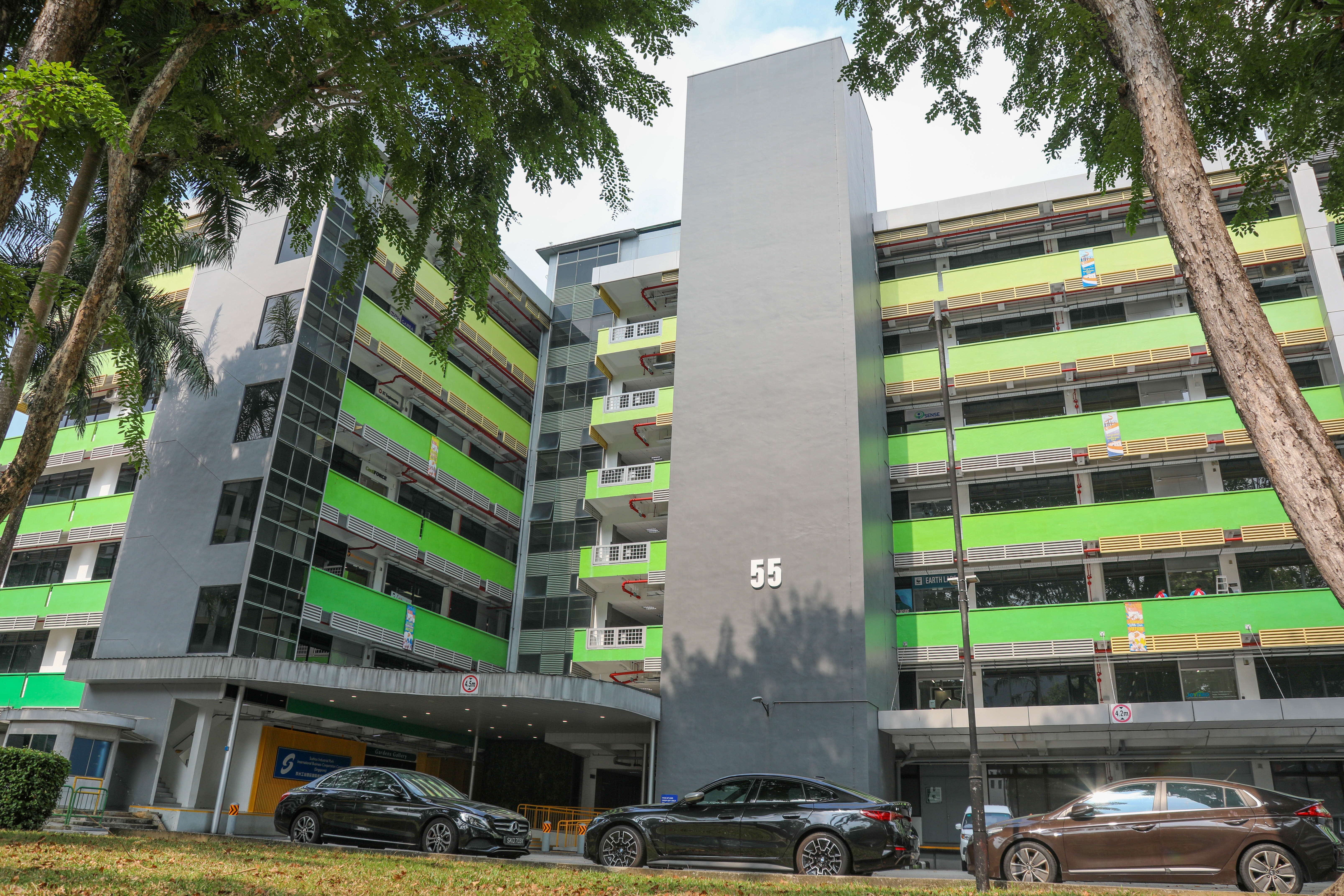 55 Ayer Raja Crescent
