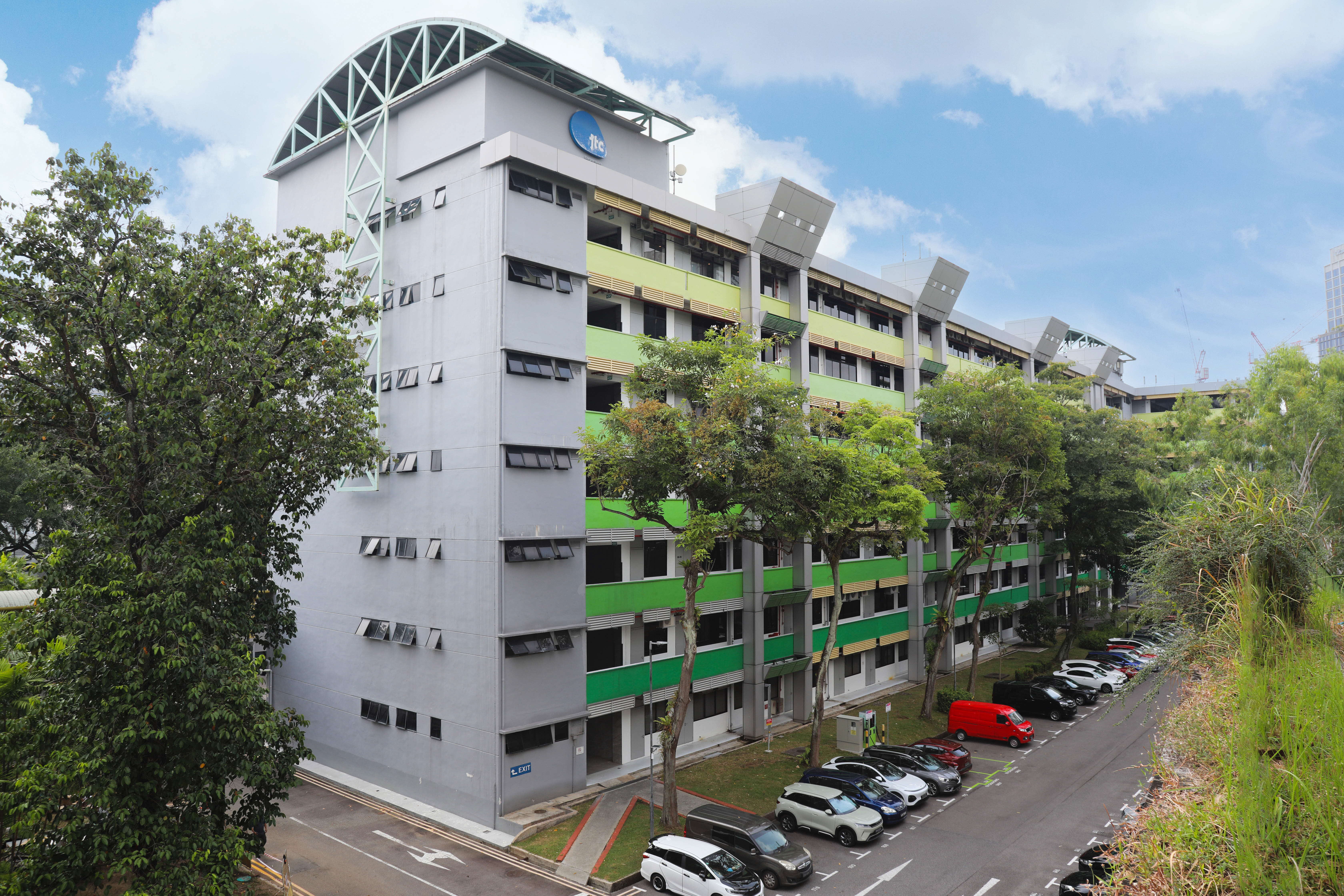 55 Ayer Raja Crescent