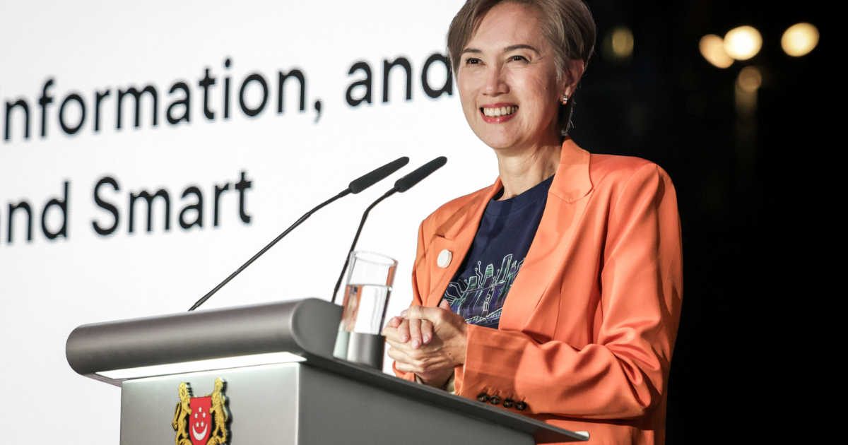 希少　THE CORPORATION IN MODERN SOCIETY Singapore to invest $1 billion over 5 years to boost AI public