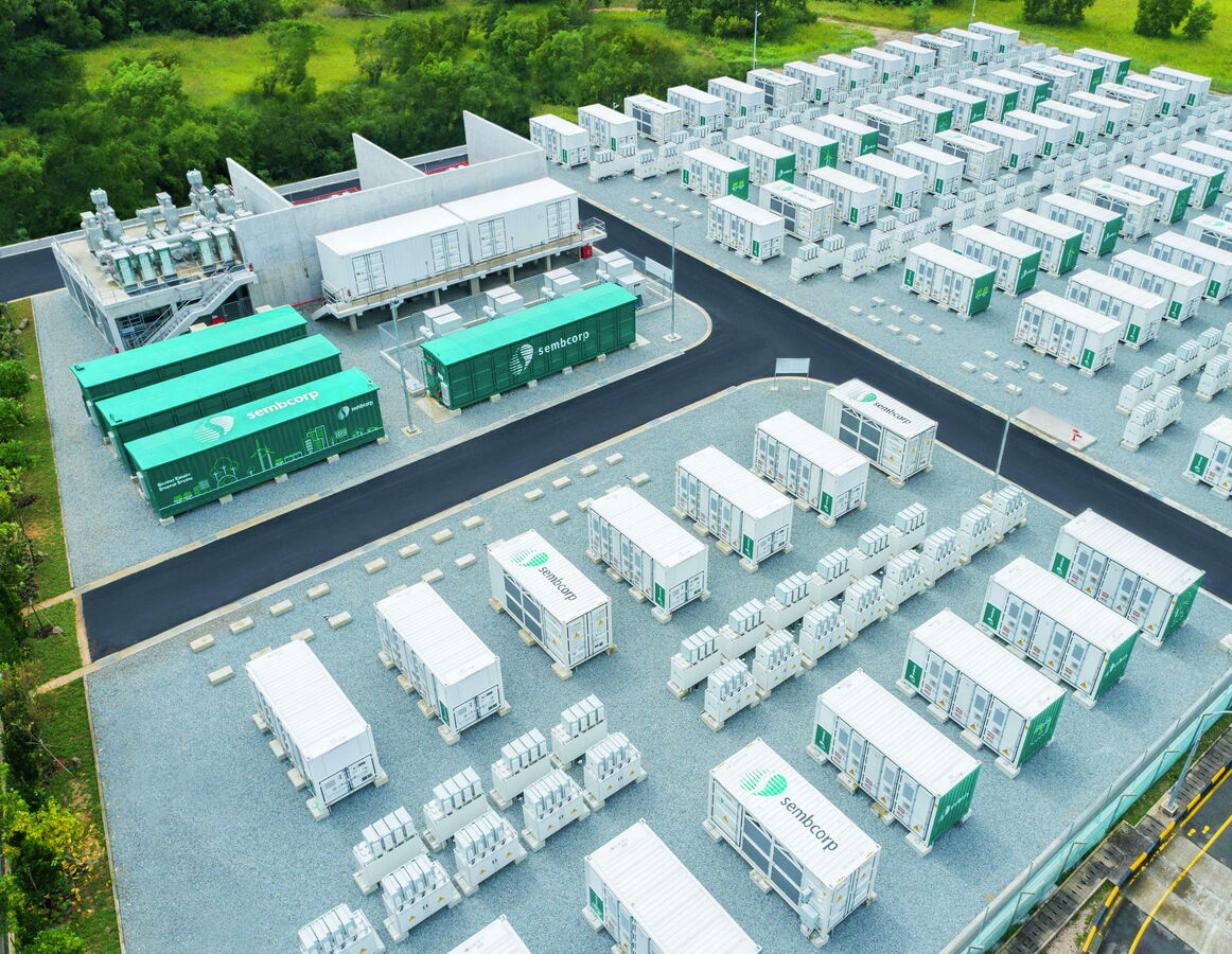 Sembcorp’s giant batteries are installed across Banyan and Sakra and span two hectares of land in total. 