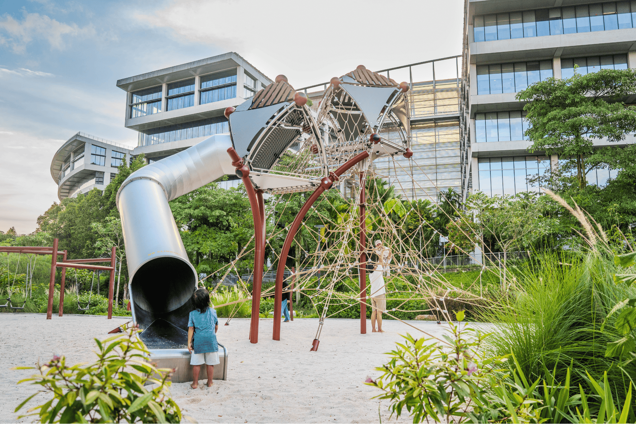 The rejuvenated green space integrates Jurong’s rich pottery legacy with enhanced biodiversity habitats and new community amenities